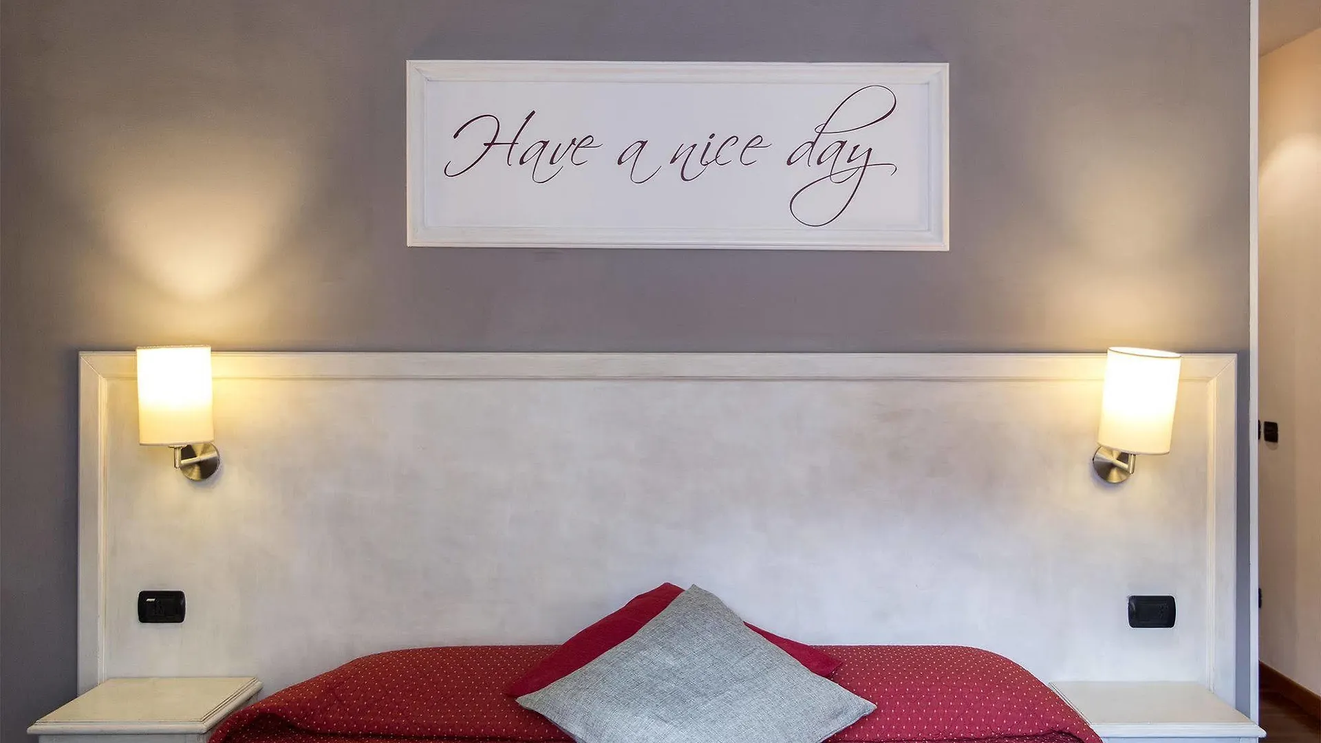 Inn Rome Rooms & Suites Guest house